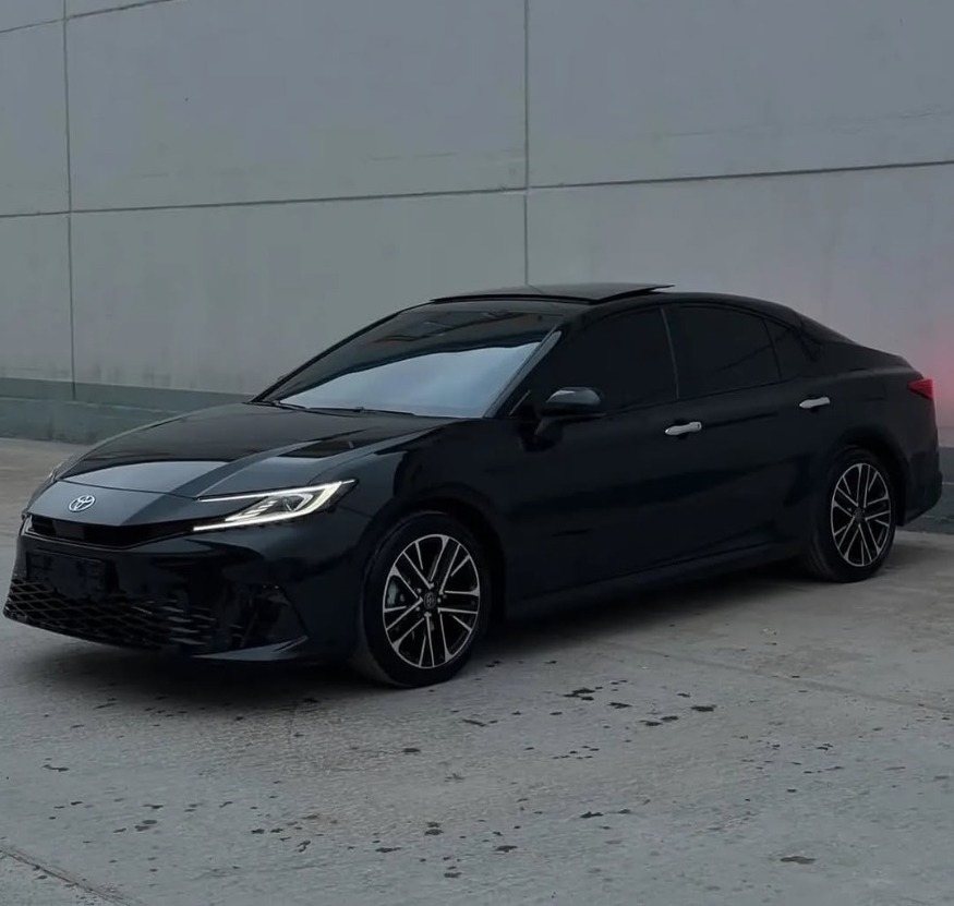 TOYOTA CAMRY 2.5V A/T